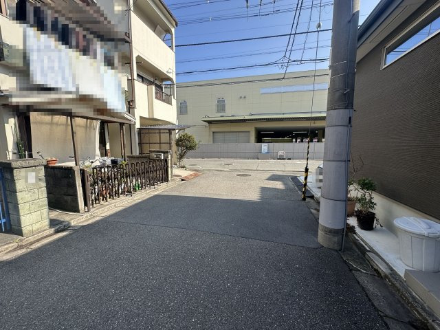 【前面道路含む現地写真】 | 河内長野市寿町戸建 | 前面道路
