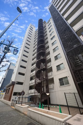 エクセレンス新栄の外観