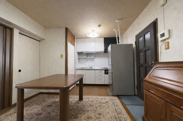 エクセレンス新栄の居間・リビング