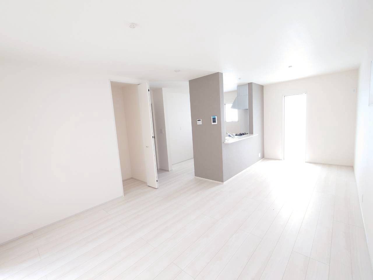 ■■西原町小那覇－①号棟の居間・リビング|【現地撮影】
2026.2月