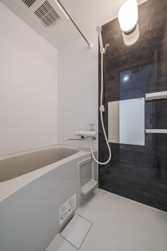 グランデール春日部の浴室