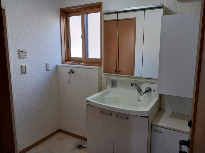 【独立洗面台】