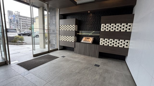 サンパーク久留米東VITAZIONEの玄関