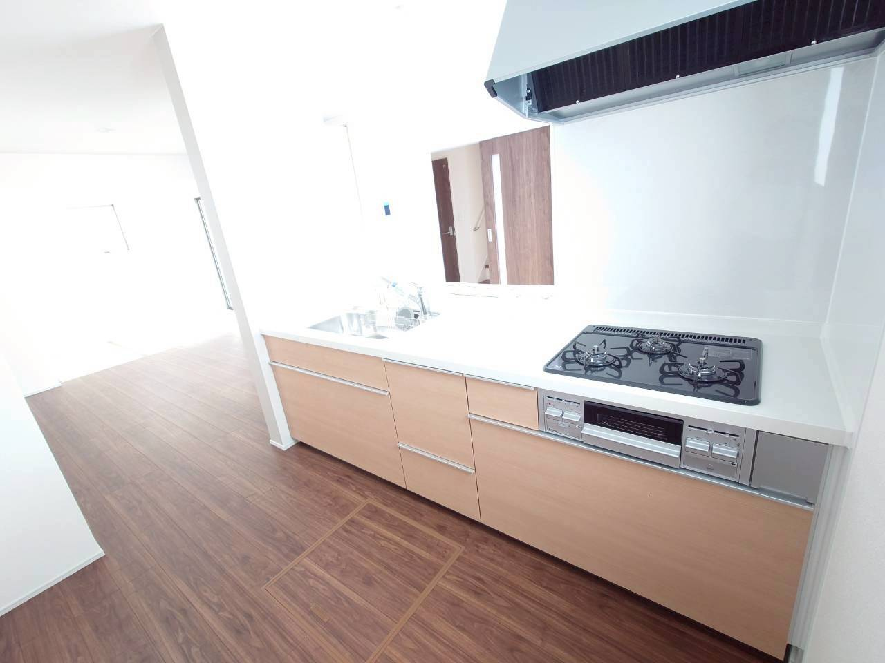 ■■西原町小那覇－②号棟のキッチン