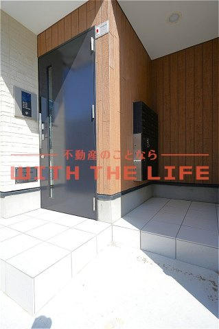リラフォート津福【キャッシュバック対象物件】のエントランス|建物の内部です