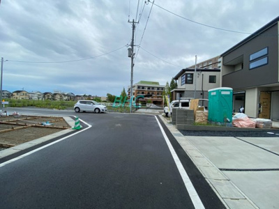 【前面道路含む現地写真】 | 雄琴６丁目　分譲４区画３号地
