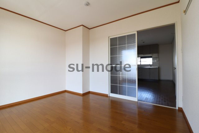 プラスコート南耳原の内装