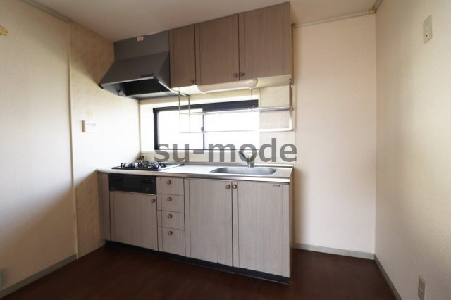 プラスコート南耳原のキッチン