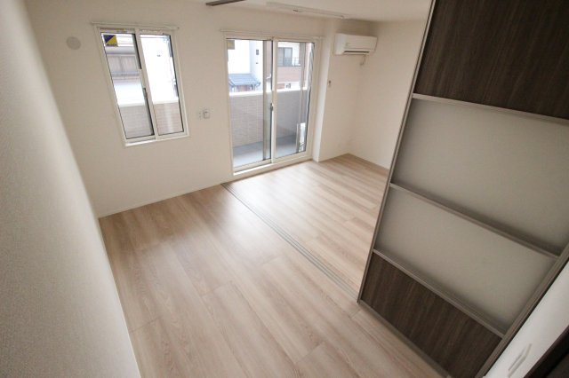 【洋室】 | Kaketto Brickowski