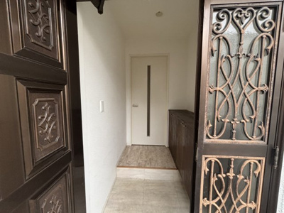 【玄関】 | ラフィット谷原