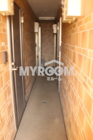 アーバンヒルズ目白Aの玄関|玄関ドア☆(同一仕様写真)