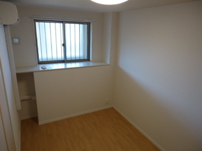 【内装】 | アメニティ・ハイム | 洋室