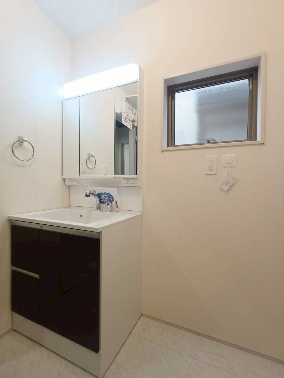 三郷市　戸ケ崎　新築戸建　全1棟　の洗面所|施工例です