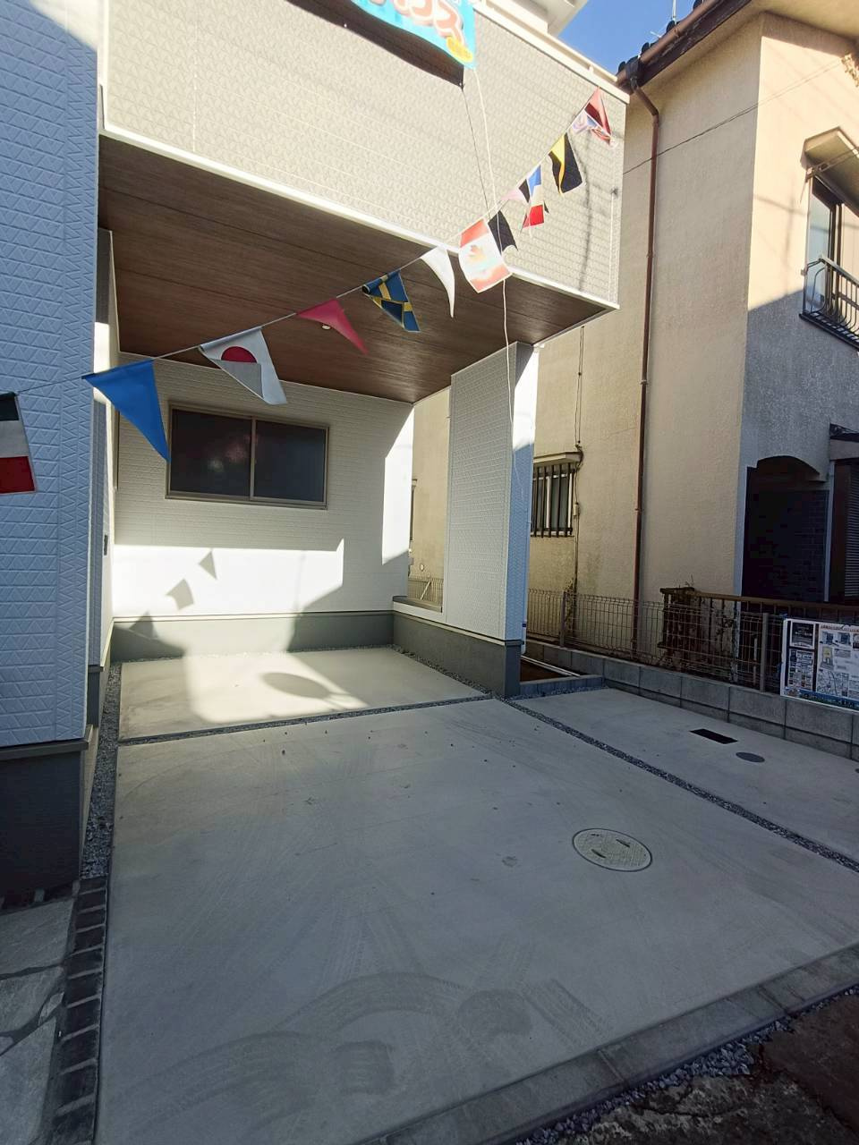 三郷市　戸ケ崎　新築戸建　全1棟　の駐車場|施工例です