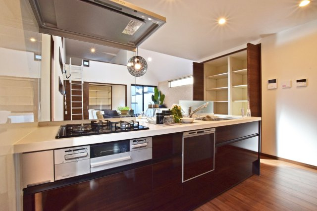 西宮市神園町新築一戸建て│4KLDK＋駐車2台可（制限有）の内観：施工例|-同社施工例-キッチン