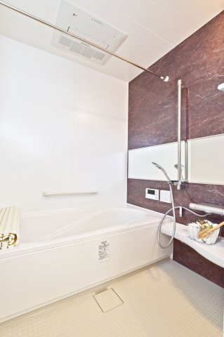 西宮市神園町新築一戸建て│4KLDK＋駐車2台可（制限有）の内観：施工例|-同社施工例-浴室