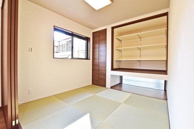 西宮市神園町新築一戸建て│4KLDK＋駐車2台可（制限有）の内観：施工例|-同社施工例-和室