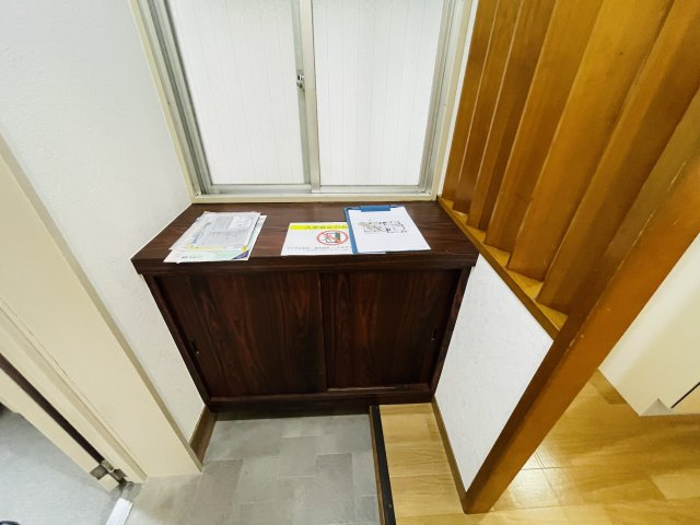 羽黒第二ビルの玄関