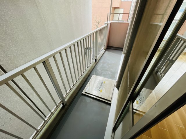 羽黒第二ビルのバルコニー