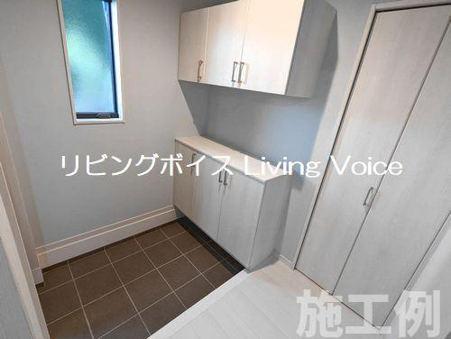 【仲介手数料０円】厚木市上荻野　新築一戸建ての玄関|厚木市上荻野　新築一戸建て