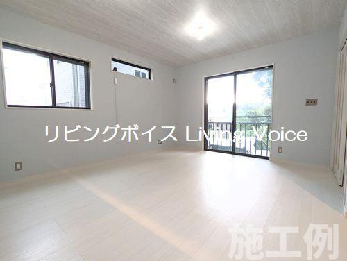 【居間・リビング】 | 【仲介手数料０円】厚木市上荻野　新築一戸建て | 厚木市上荻野　新築一戸建て