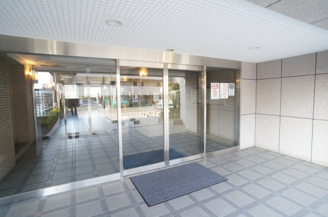 ルモン奈良大森のエントランス