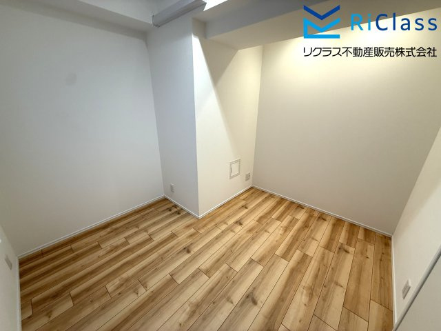 朝日プラザ湊川の洋室|使い勝手のいい洋室です