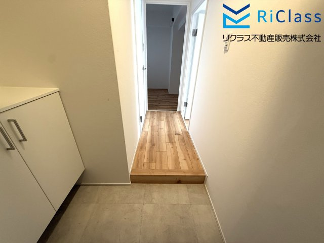 朝日プラザ湊川の玄関|シンプルで使いやすい玄関です