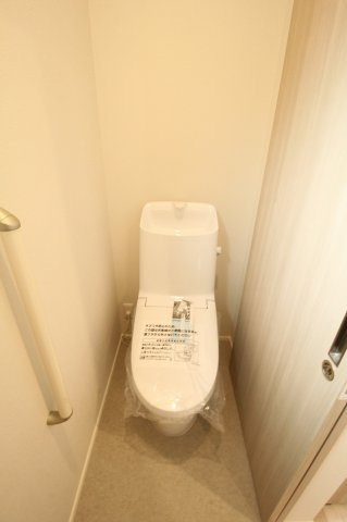 南国市後免町　新築戸建　2号棟　（全3区画）のトイレ|1F