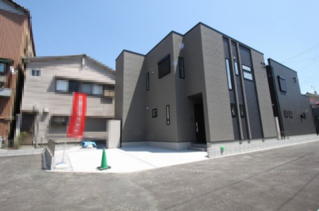 南国市後免町　新築戸建　2号棟　（全3区画）の外観