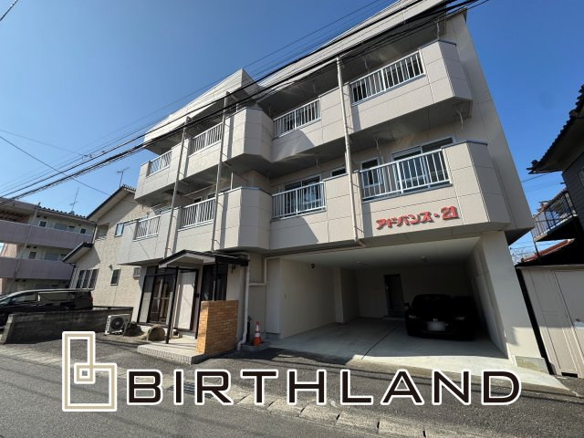 想定年間賃料1,289.6万　想定利回り16.32％　鉄骨造