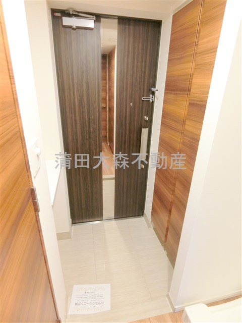 ベルファース大森山王の玄関