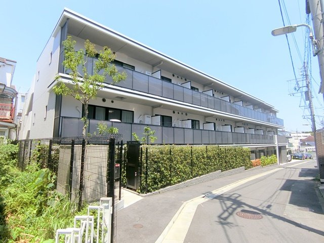 ベルファース大森山王の外観|2023年2月築　RC鉄筋コンクリート造地上3階地下1階建て総戸数57戸の人気賃貸
東京都大田区山王1丁目　JR京浜東北線大森駅徒歩11分、横須賀線西大井駅徒歩15分