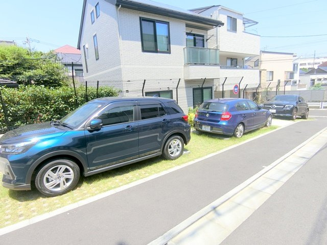 ベルファース大森山王のその他共用部分|敷地内平置き駐車場　空き状況等詳細はお問合せ下さい。