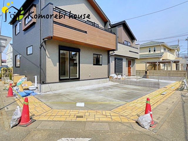 上尾市向山2丁目　1期　新築一戸建て　ブルーミングガーデン　01の駐車場|26.2.26　撮影済み