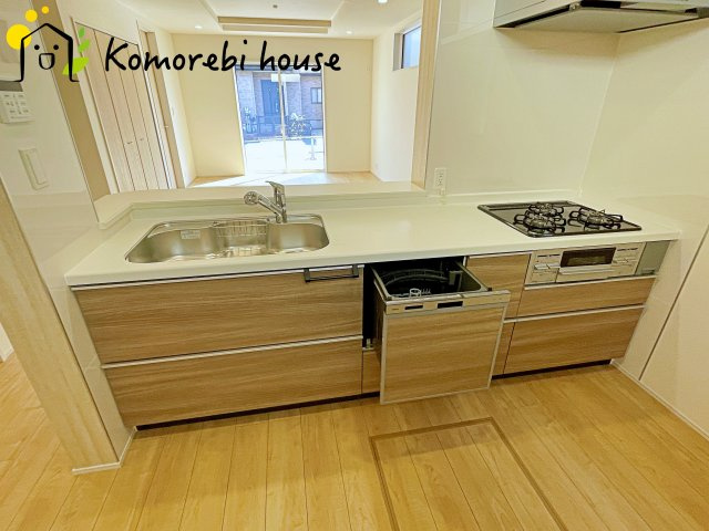 上尾市向山2丁目　2期　新築一戸建て　ブルーミングガーデン　01のキッチン|26.3.14撮影済み