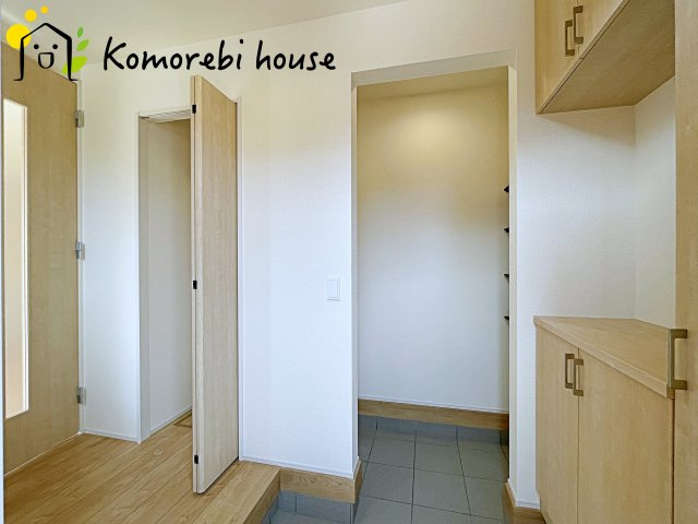 上尾市向山2丁目　2期　新築一戸建て　ブルーミングガーデン　01の玄関|26.3.14撮影済み