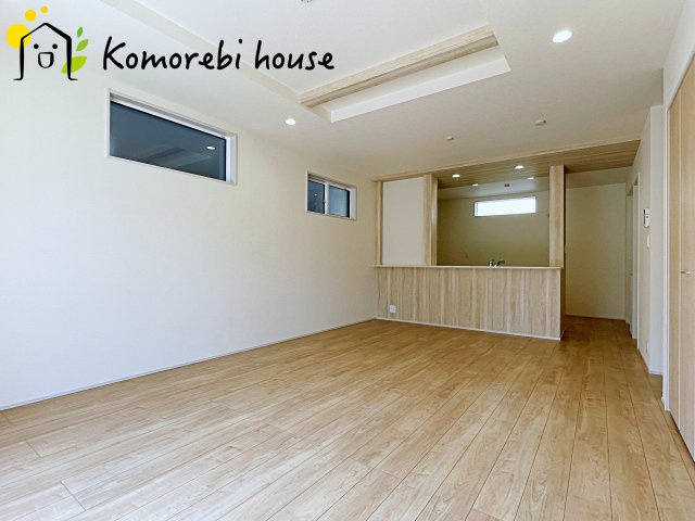 上尾市向山2丁目　2期　新築一戸建て　ブルーミングガーデン　01の居間・リビング|26.3.14撮影済み