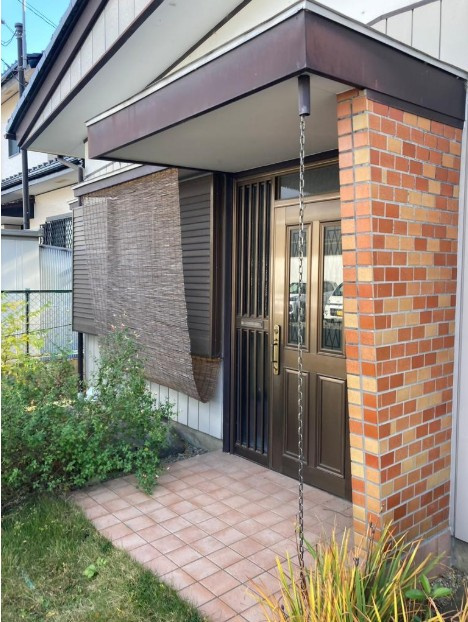 中古戸建　相馬市尾浜字南ノ入　の玄関