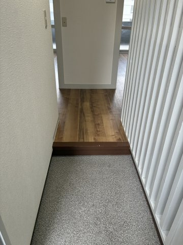 第一長門ビルの玄関