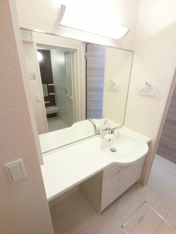 【独立洗面台】