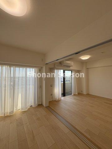 【洋室】 | 買い物便利・公園至近で暮らしやすいロケーション！
今こそ平塚市エリアへお引越しを検討してみませんか♪