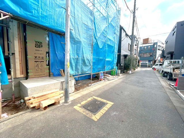 練馬区土支田２丁目　新築一戸建　都営大江戸線　光が丘の前面道路含む現地写真