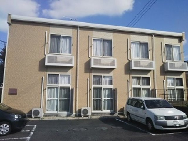 レオパレス山川東の外観|落ち着いた雰囲気の外観です