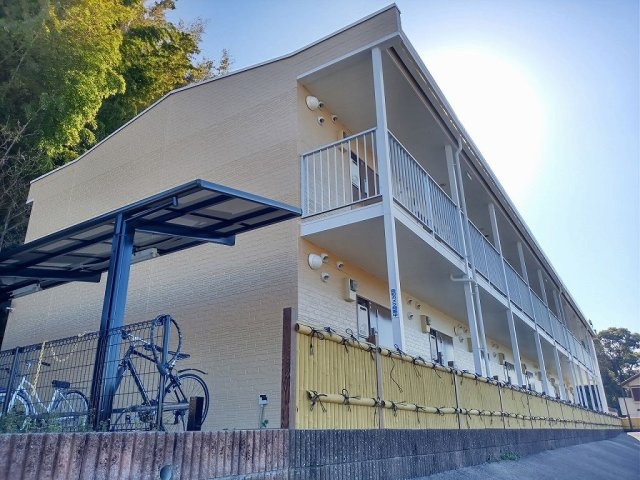 レオパレス日の隈の外観|建物外観を気になさる方へ、見た目の良い物件です