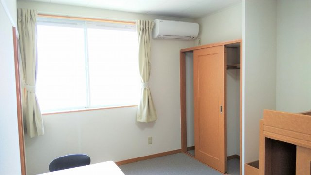 レオパレスアルビレオＡの居間・リビング|設備・仕様は号室により異なる為、現況を優先致します。