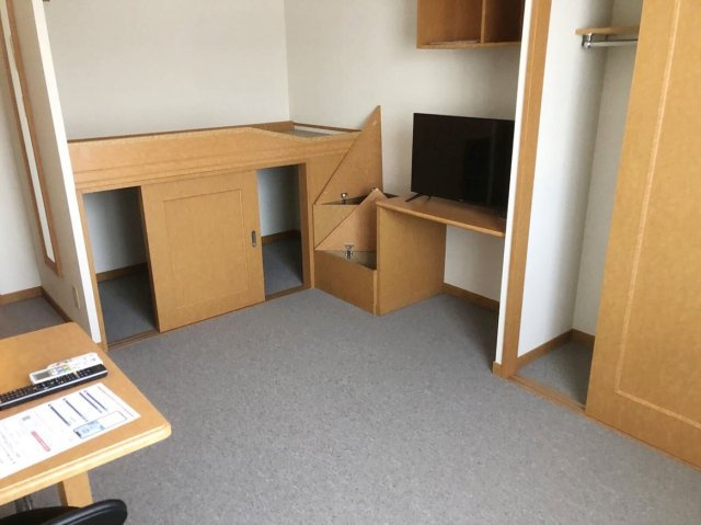 レオパレスマウンドの居間・リビング|ゆったりとしたリビングです