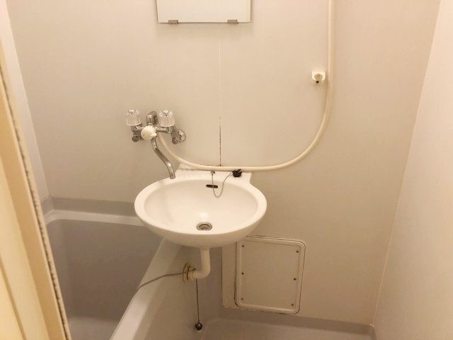 レオパレスマウンドの内装|明るい色調の室内です