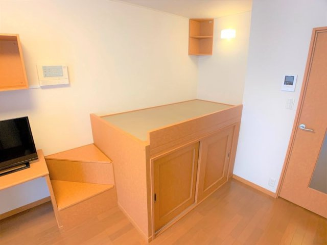 レオパレスクレインの寝室|設備・仕様は号室により異なる為、現況を優先致します。