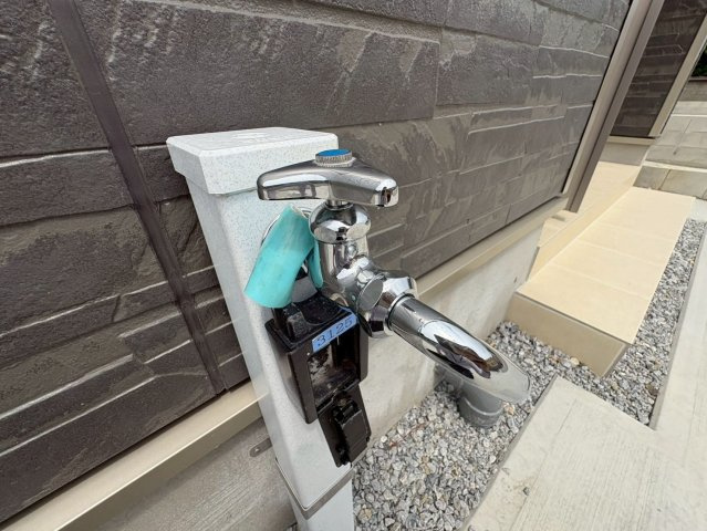 ♥♥糸満市福地第2－①号棟（全4棟）の玄関